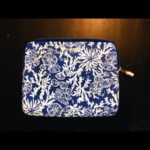 LILLY PULITZER x iPad Sleeve/Case Navy/Gold Floral